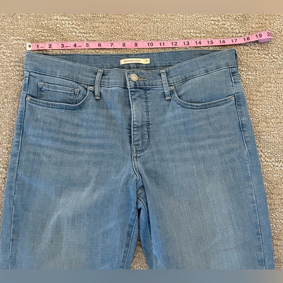 Levi’s Women's Skinny Jeans - Picture 4 of 7